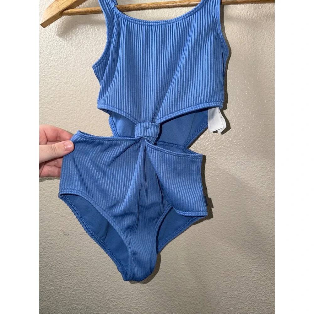 Girls Abercrombie One Piece Swim Suit Size 7/8